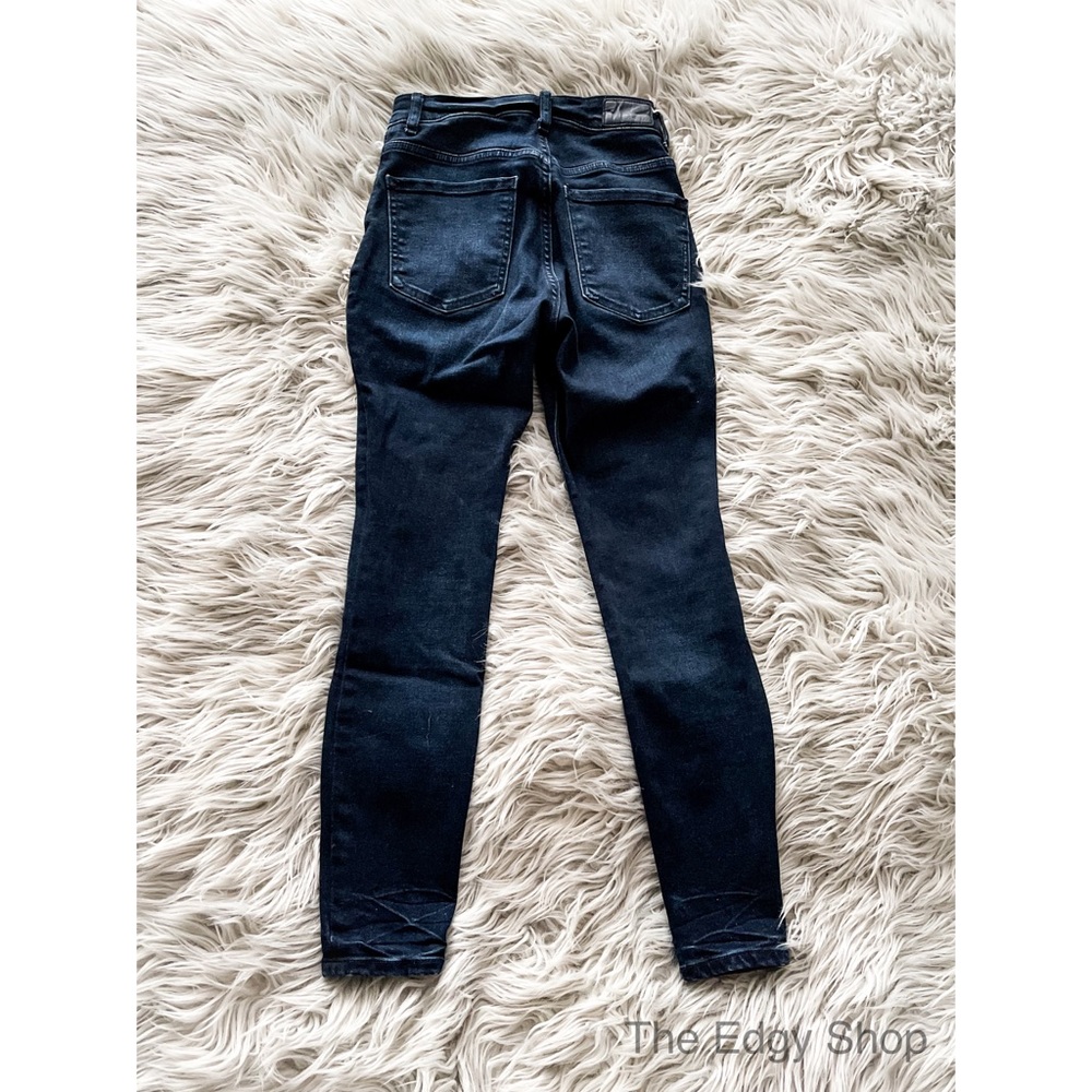 Express | High Waisted Perfect Curves Leggings 00 SHORT - Picture 2 of 7